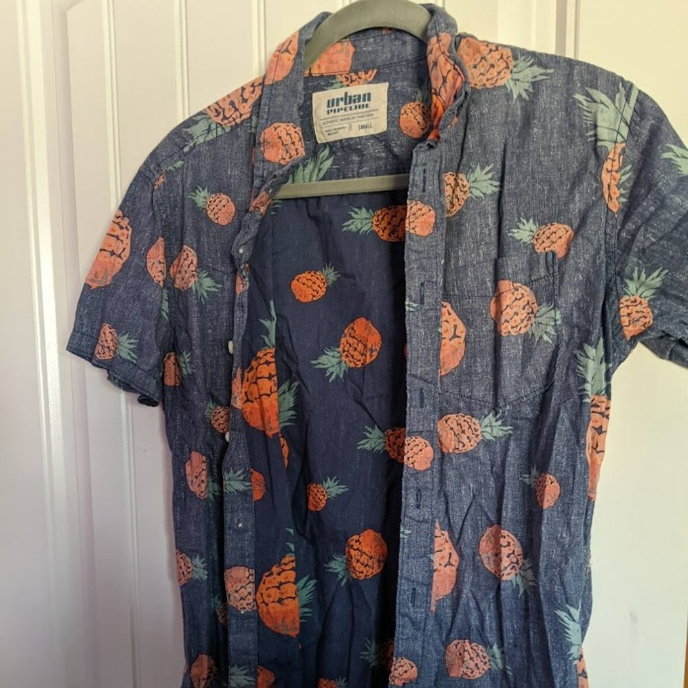 Men's small denim button down with pineapples